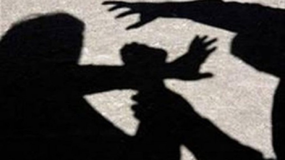 Ηράκλειο: Επίθεση με μπουνιές, βρισιές και απειλές 41χρονου σε βάρος της συντρόφου του