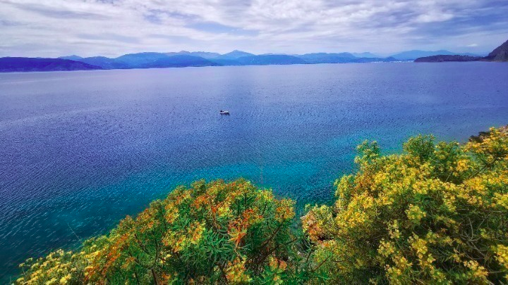 Κυριακή του Πάσχα με βελτιωμένο καιρό από το μεσημέρι