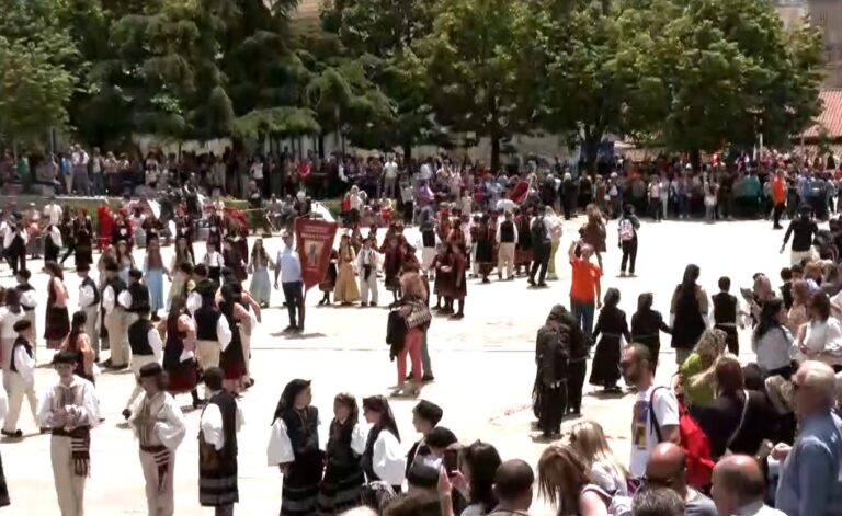 Φεστιβάλ 15ο Ανταμώματος Παιδικών και Εφηβικών Χορευτικών Συγκροτημάτων Παραδοσιακού Χορού