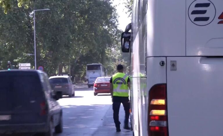 Πώς η στάθμευση των τουριστικών λεωφορείων «πνίγει» το κυκλοφοριακό της Θεσσαλονίκης