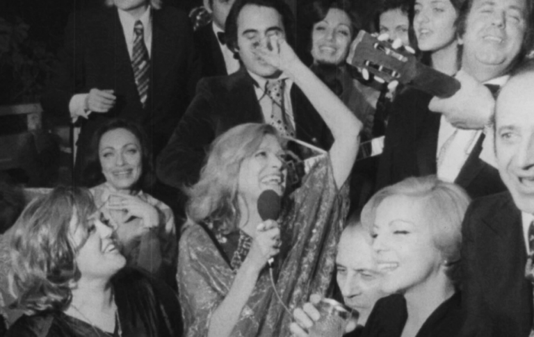 Live – «Στο Κέντρο»: Αφιέρωμα του ΕΡΤNews στη Μελίνα Μερκούρη (Β’ μέρος) – Μιλούν Ά. Διαμαντοπούλου – Γ. Πρετεντέρης