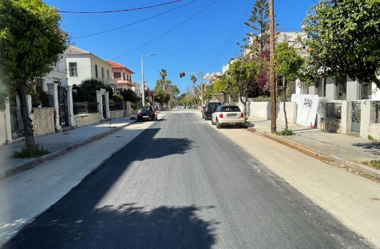 Κυκλοφοριακές ρυθμίσεις στις οδούς Νεάρχου και Ηγουμένου Γαβριήλ στα Χανιά