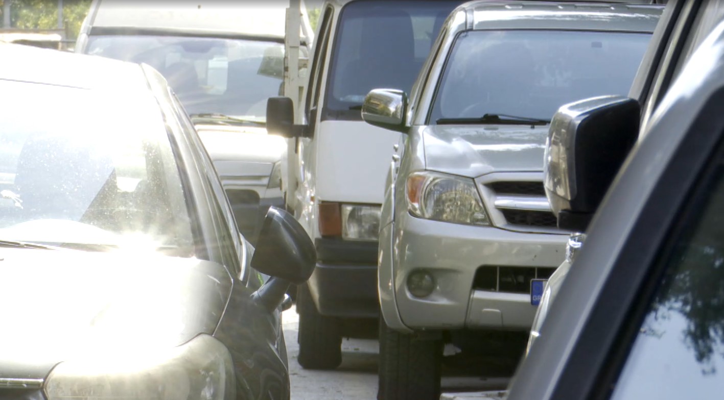 Δυσεύρετες και ακριβοπληρωμένες οι θέσεις στάθμευσης στο κέντρο της Θεσσαλονίκης