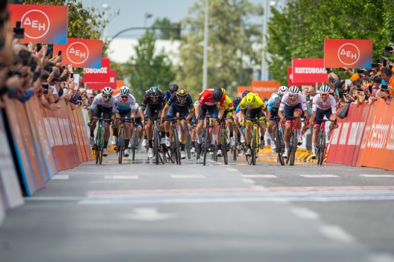 Λάρισα: Συναρπαστικό σπριντ σήμερα στο Μεζούρλο για τον διεθνή ποδηλατικό γύρο