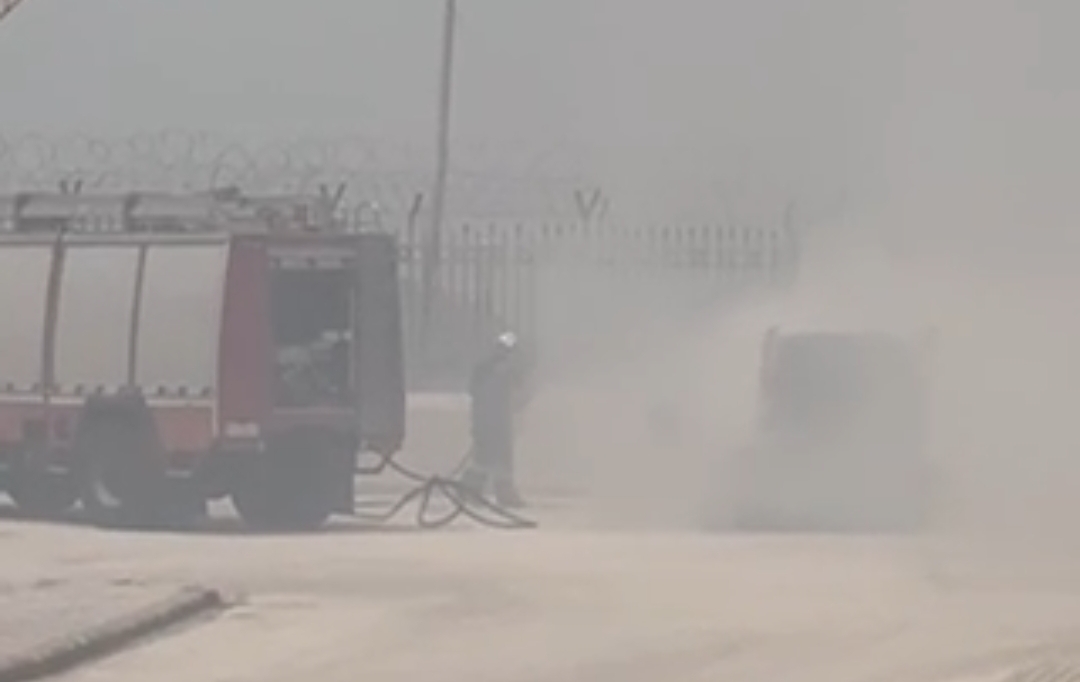 Ηγουμενίτσα: Στις φλόγες τυλίχθηκε όχημα στο λιμάνι