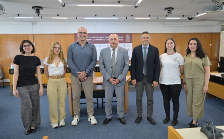 Θεσσαλονίκη: Συνάντηση του Πρύτανη του ΑΠΘ με τη φοιτητική ομάδα iGEM Thessaloniki