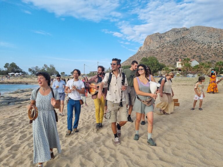 Χανιά: Καλωσόρισμα των θαλάσσιων χελωνών στο Σταυρό