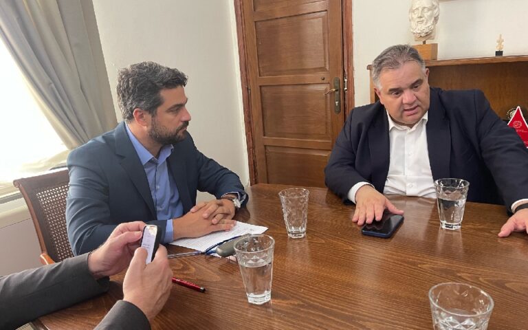 Χανιά: Στο δημαρχείο Χανίων ο υφυπουργός Εργασίας και Κοινωνικών Ασφαλίσεων Βασίλης Σπανάκης