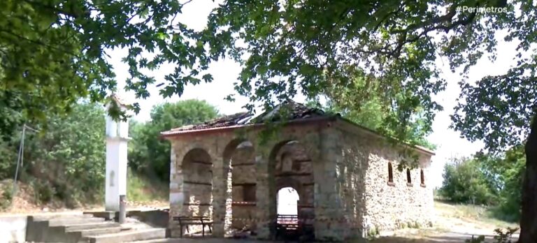 Χαλκιδική: Καταστράφηκε από εμπρησμό το ιστορικό ξωκλήσι του Αη Γιάννη στα Βράσταμα