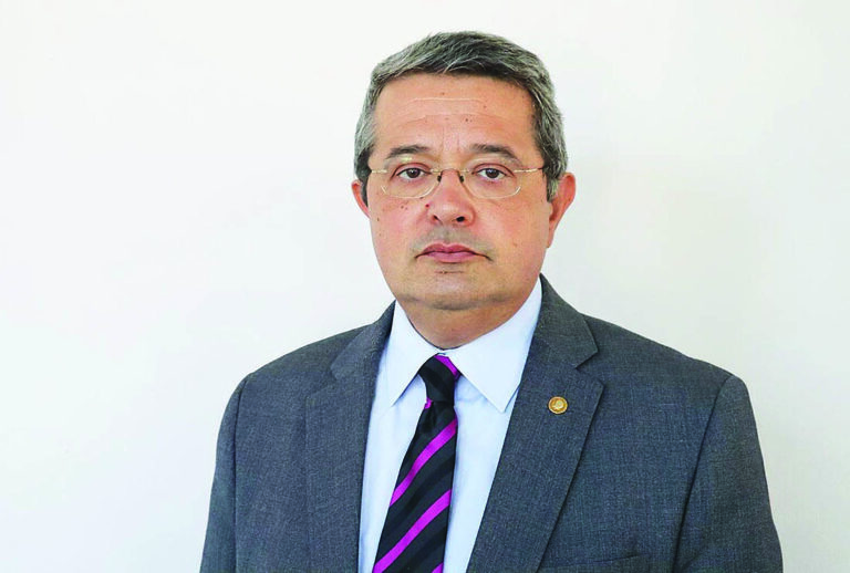 Κομοτηνή: Ο καθηγητής Εμμανουήλ Βαρβούνης και η αναπλ. καθηγήτρια Νάντια Μαχά-Μπιζούμη ορίστηκαν μέλη του Συμβουλίου Άυλης Πολιτιστικής Κληρονομιάς του Υπουργείου Πολιτισμού