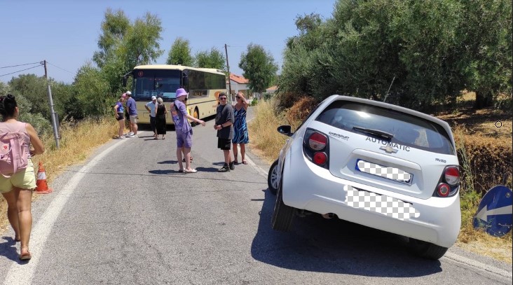 Ε. Σαμαράς: Ανάγκη να μειωθούν οι εκδρομές προς Ζιά – “Ναι” στην καθιέρωση μονοδρόμησης