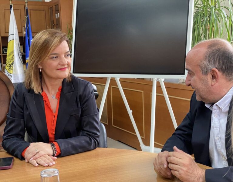 Πρόνοια και αποκαταστάσεις κυριάρχησαν στην επίσκεψη της Υφυπουργού Μ. Κεφάλα στον Δήμο Τρικκαίων