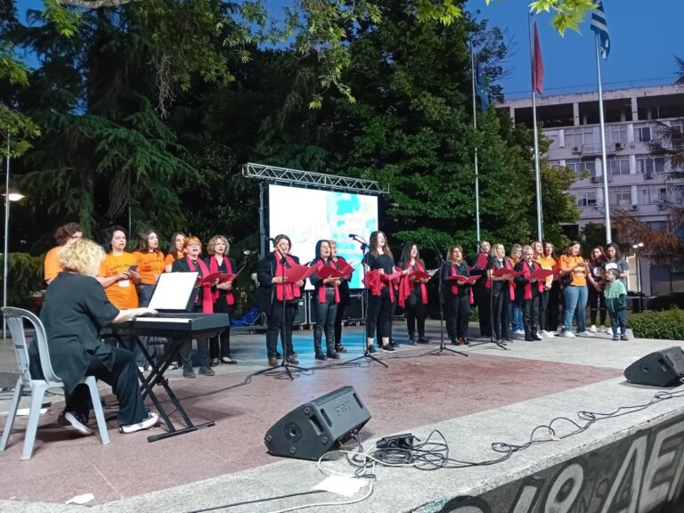 Λάρισα: Φώναξαν “ΟΧΙ” στη βία κατά των γυναικών