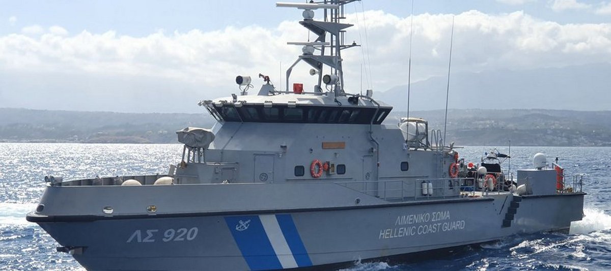 Καταδίωξη ταχύπλοου και αυτοκινήτου που μετέφεραν μετανάστες στη  Νότια Ρόδο