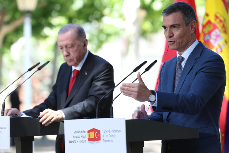 Ταγίπ Ερντογάν: Η Ισπανία είναι από τους φίλους  που κατανοεί καλύτερα τη συμβολή της Τουρκίας στην Ευρωπαϊκή Ένωση