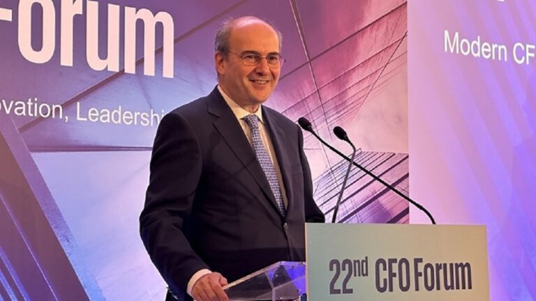 Κ. Χατζηδάκης: Μείωση φόρων σε συνάρτηση με την πάταξη της φοροδιαφυγής – «Το μήνυμα των πολιτών δεν είναι ακινησία και επιστροφή στα ελλείματα»