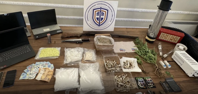 Εξαρθρώθηκε εγκληματική ομάδα που εισήγαγε και διακινούσε ναρκωτικά – Συνελήφθη και ένας ειδικός φρουρός