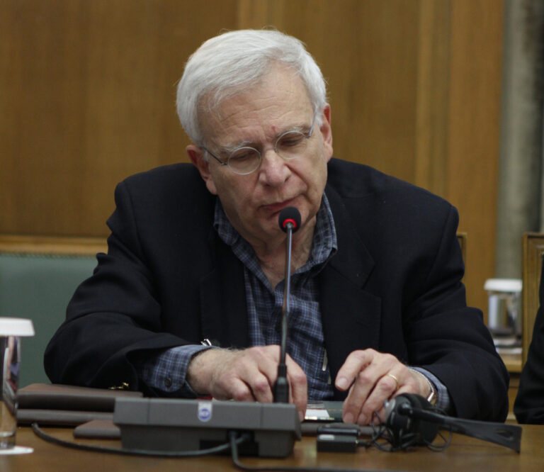 Λ. Μενδώνη για την απώλεια του Α. Τομπάζη: Στους μεγαλύτερους μεταπολεμικούς αρχιτέκτονες, είχε γονιμότατη πορεία έξι δεκαετιών