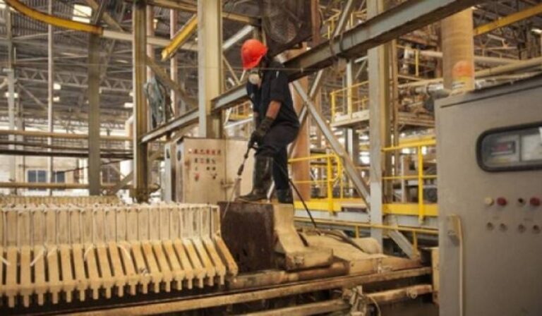 Έρευνα: Βελτίωση της απόδοσης του μεταποιητικού τομέα τον Μάιο