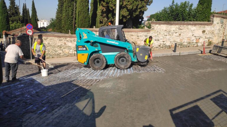 Θεσσαλονίκη: Σε εξέλιξη οι εργασίες αποκατάστασης του οδοστρώματος στην οδό Ελ. Ζωγράφου