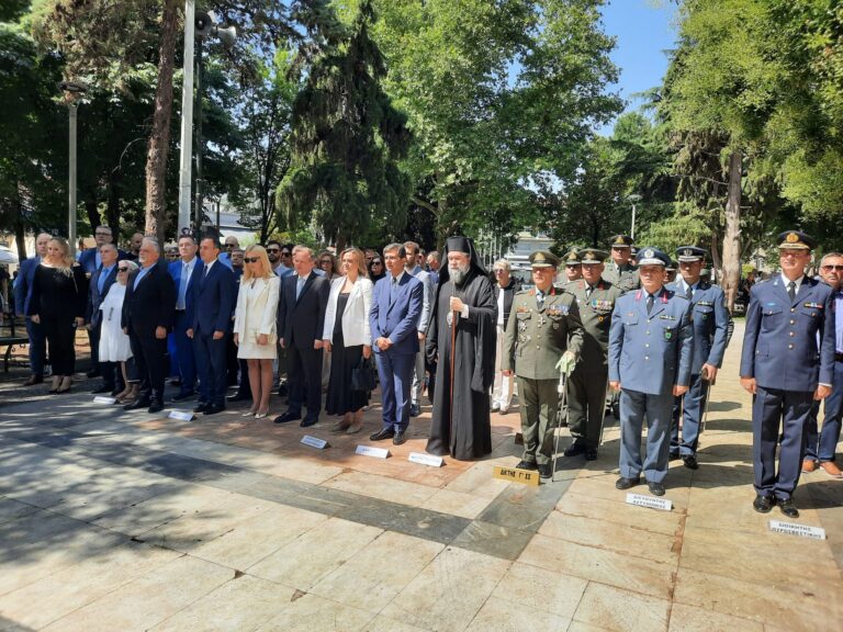 Σέρρες: Με λαμπρότητα τιμήθηκε η απελευθέρωση της πόλης (εικόνες)