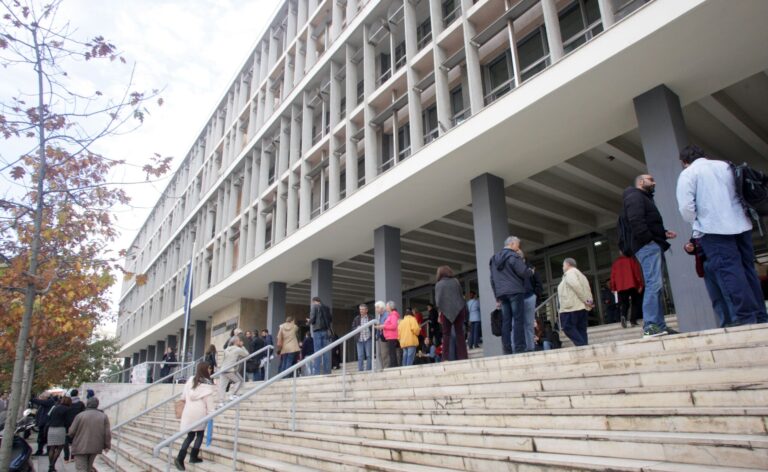 Καταδικάστηκε εκ νέου ο δήμαρχος Νάουσας για την μίσθωση αναψυκτηρίου