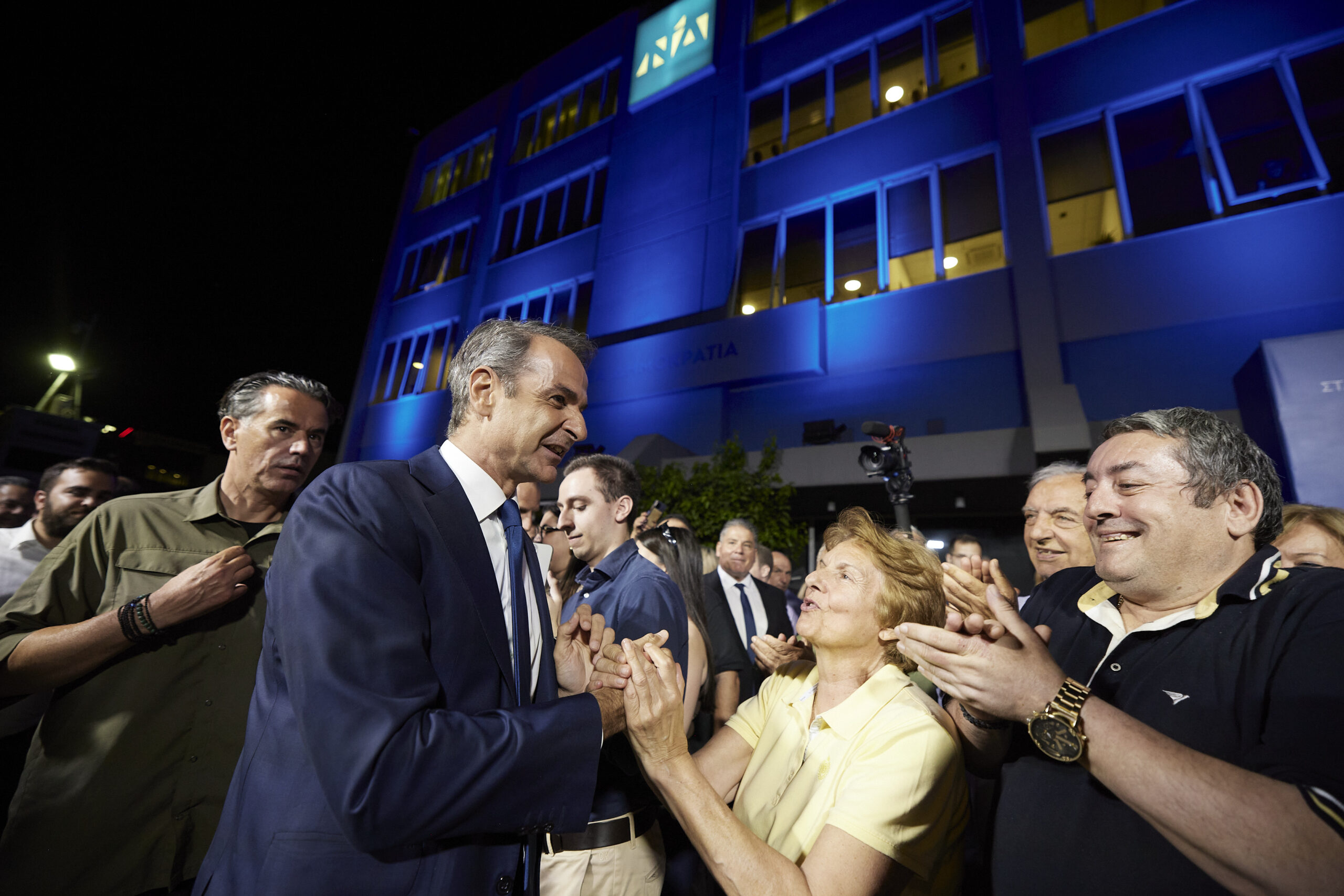 Ευρωεκλογές 2024: Παραμένει κυρίαρχη η ΝΔ αλλά με απώλειες – Αλλάζουν οι πολιτικοί συσχετισμοί, προβληματίζει η αποχή