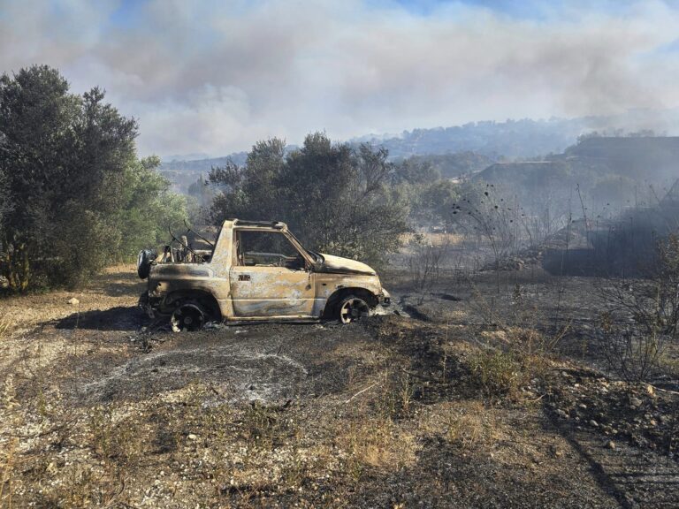 Κύπρος: Σε ύφεση το πύρινο μέτωπο στην Πάφο
