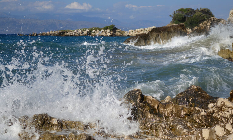 Ο καιρός με τον Π. Γιαννόπουλο: Ισχυρό μελτέμι έως το Σάββατο, ανεβαίνει η θερμοκρασία