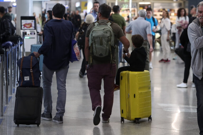 FTI: Ο αντίκτυπος της χρεοκοπίας του ταξιδιωτικού «κολοσσού» σε Ευρώπη και Ελλάδα – Πόσο επηρεάζονται οι ταξιδιώτες