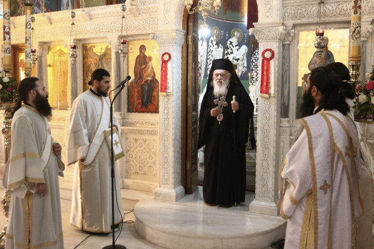 Αρχιεπίσκοπος Ιερώνυμος: Εύχομαι να ενώσουμε τον Ελληνισμό, τον Χριστιανισμό και τον αγώνα για την πορεία αυτού του τόπου