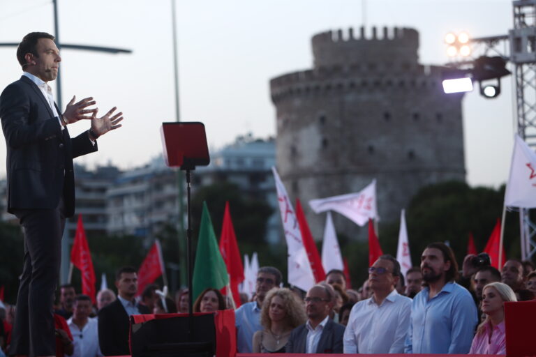 Στ. Κασσελάκης: Παρουσίασε το Πόθεν Έσχες του – Στέλνω στο Μαξίμου excel με τα εισοδήματά μου και καλώ τον Μητσοτάκη να κάνει το ίδιο