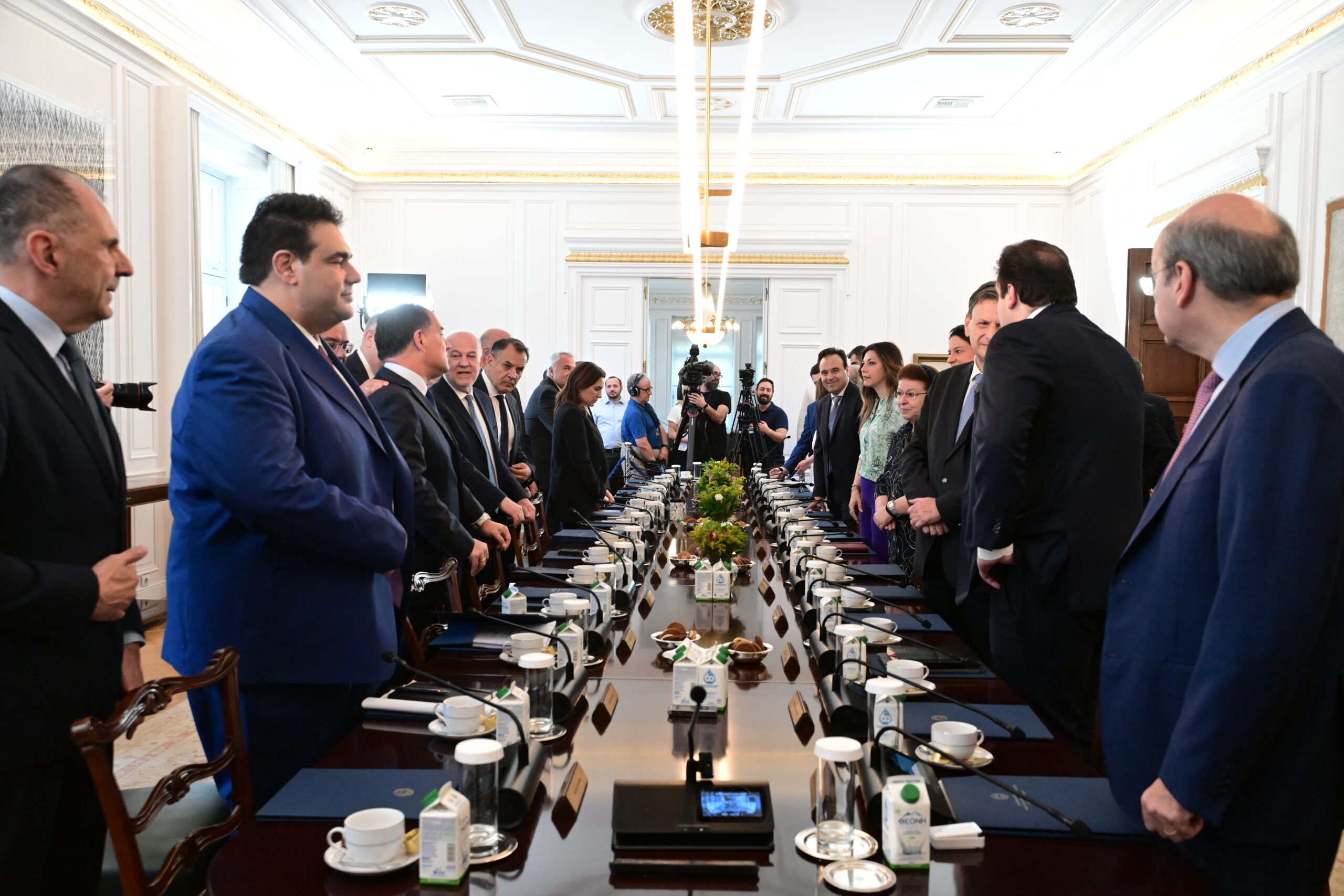 Δαβάκης, Βλάσης, Δήμας και Ταγαράς στη σύνθεση της κυβέρνησης – Εκτός η Λυτρίβη