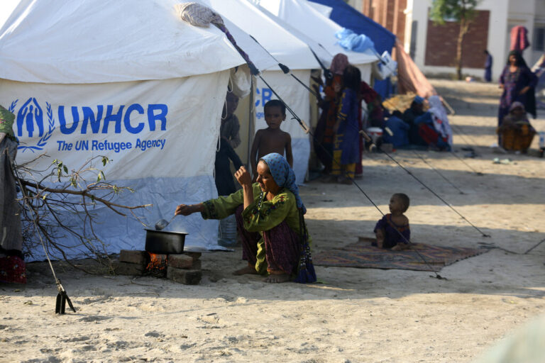 Η UNHCR επεκτείνει στη Λιβύη και την Ουγκάντα το πρόγραμμα βοήθειας για τους Σουδανούς πρόσφυγες
