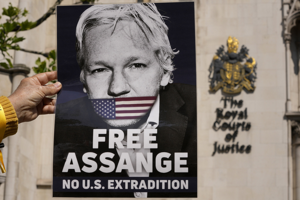 Britain Assange