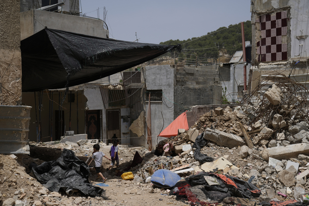 Israel Palestinians West Bank Raid