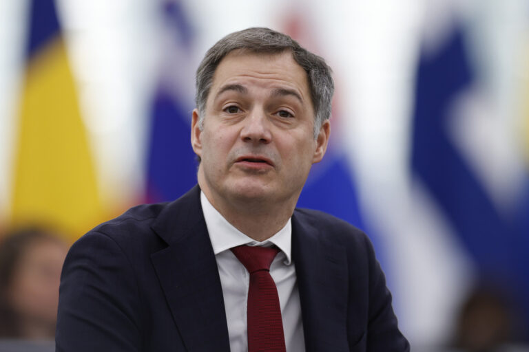 Βέλγιο – Δάκρυσε ο Αλεξάντερ Ντε Κροο: Από αύριο είμαι απερχόμενος πρωθυπουργός