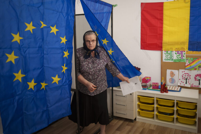 Ρουμανία – Ευρωεκλογές 2024: Ο κεντρώος κυβερνητικός συνασπισμός θριάμβευσε στις κάλπες