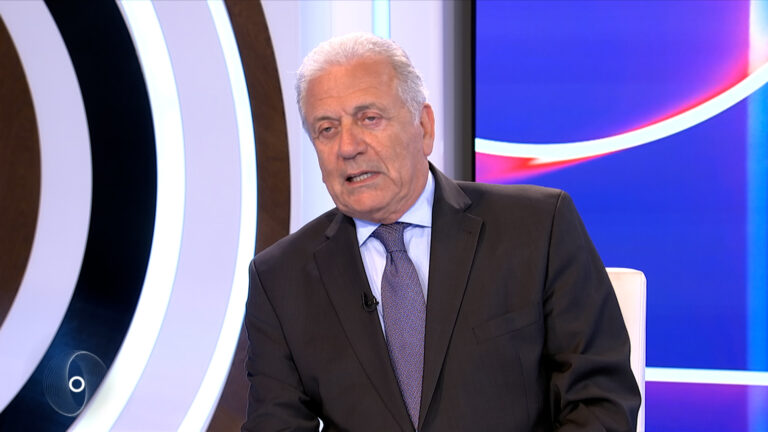 Δ. Αβραμόπουλος στο ΕΡΤNews: Άλλο δεξιά και άλλο ακροδεξιά – Η ΝΔ εξακολουθεί να είναι η κυρίαρχη πολιτική δύναμη