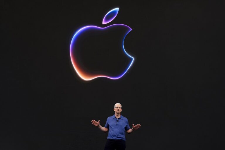 Apple Intelligence: Άλμα 7% στις μετοχές της εταιρίας μετά την ανακοίνωση της δικής της τεχνητής νοημοσύνης