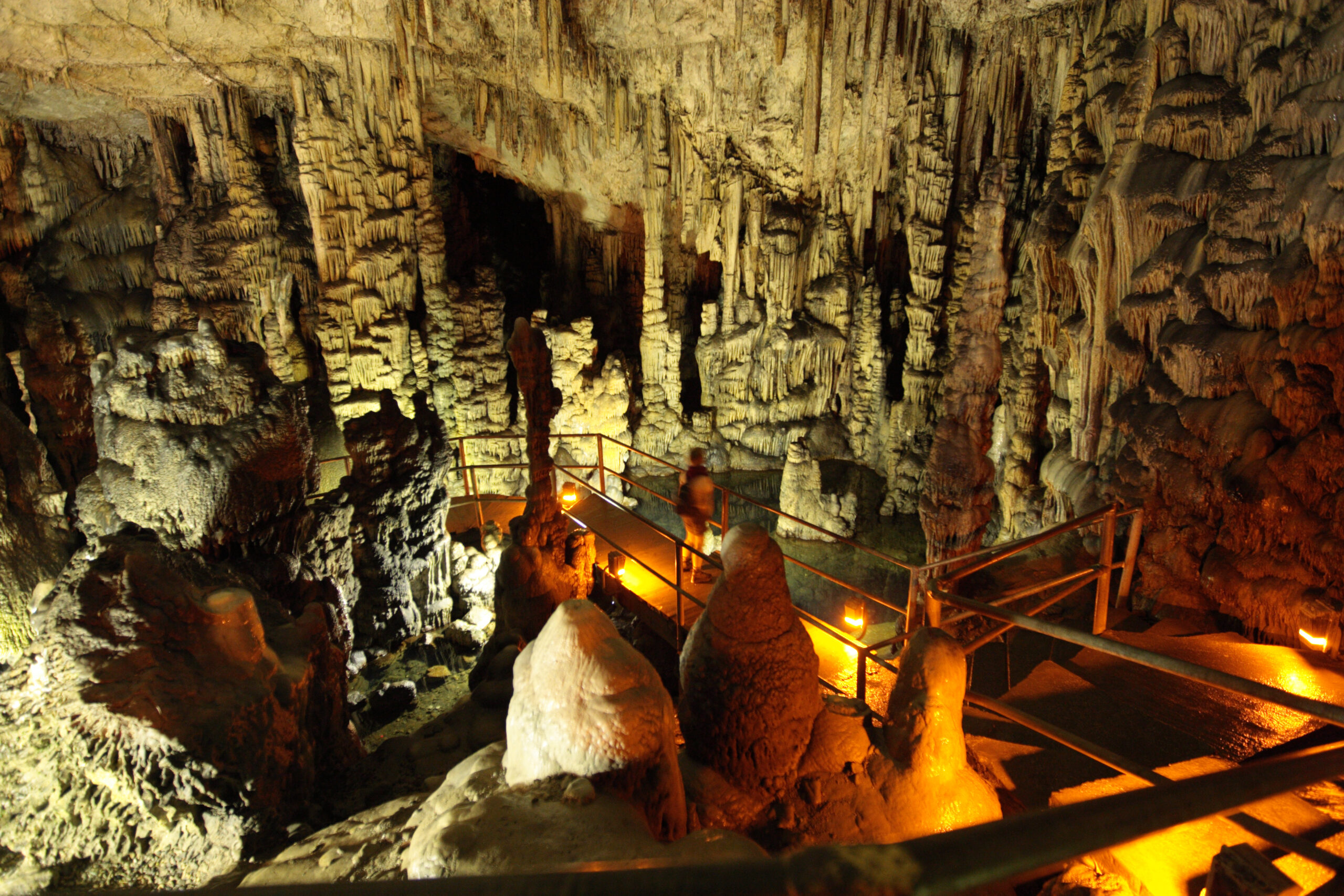 Cave_Dikti12(js)