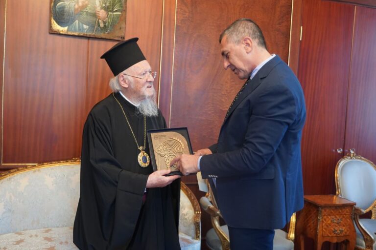 Στον Οικουμενικό Πατριάρχη ο περιφερειάρχης Θεσσαλίας