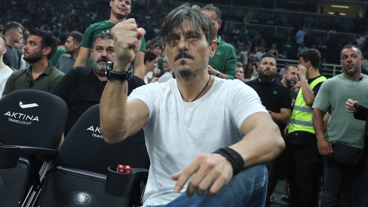 Στο ΟΑΚΑ ο Γιαννακόπουλος: «Νίκη θα είναι να φύγουμε Ολυμπιακοί και Παναθηναϊκοί αγκαλιασμένοι, όποιο κι αν είναι το αποτέλεσμα»