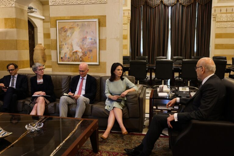 Λίβανος: Χωρίς νέες προτάσεις για αποκλιμάκωση η επίσκεψη της Α. Μπέρμποκ στη Βηρυτό