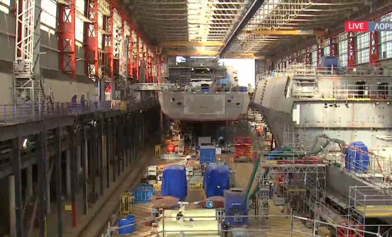 Στη Γαλλία ο Πρωθυπουργός: Θα επιθεωρήσει τη ναυπήγηση των Belharra – Το ΕΡΤNews μέσα στα ναυπηγεία (video)