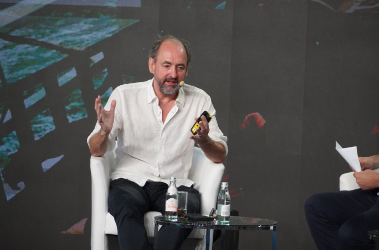 #M2024: Nathan Crowley – Σχεδιάζοντας τον κόσμο που οραματίζονται οι σκηνοθέτες