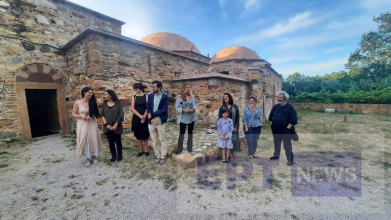 Η ομάδα των εικαστικών εκπαιδευτικών “13+” παρουσιάζουν την έκθεση “Λουόμενοι” (βίντεο)