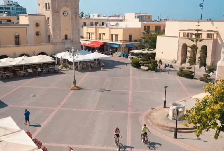 Σε διαμερίσματα στη μαρίνα φιλοξενεί ο δήμος Κω διασώστες του ΕΚΑΒ και παιδίατρο, λόγω έλλειψης διαθέσιμων δωματίων