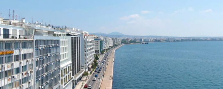 Τουρίστες από κάθε γωνιά του πλανήτη στη Θεσσαλονίκη