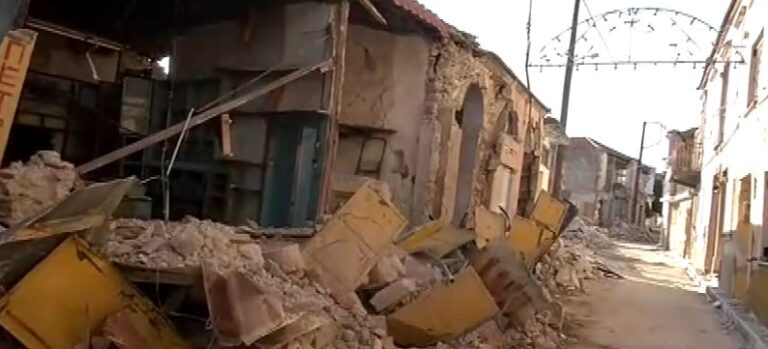 Βρίσα Λεσβού: 7 χρόνια μετά το σεισμό των 6,1 R, οι κάτοικοι διαμαρτύρονται για καθυστερήσεις στις εκταμιεύσεις